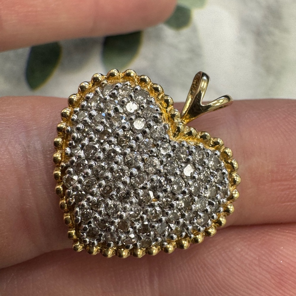 14K yellow gold and diamonds pavè heart Pendant 3.9g - Picture 7 of 15